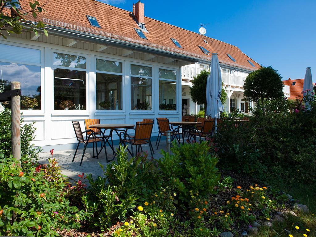 Haus Am Meer Hotel Ahrenshoop Exterior foto